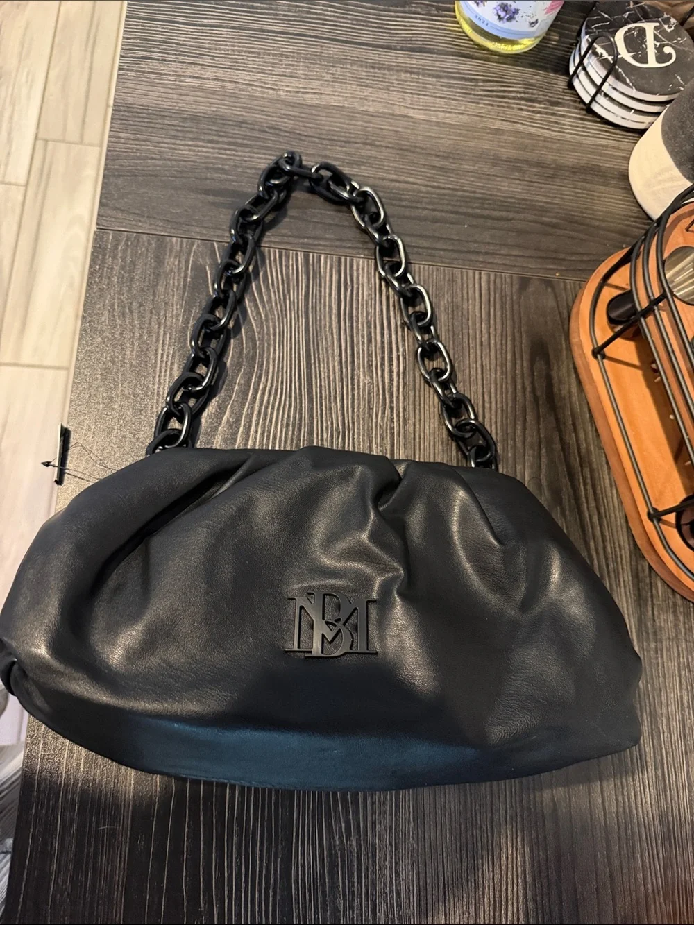 Badgley Mischka Black Shoulder Bag with Chain Strap - Picture 1 of 11